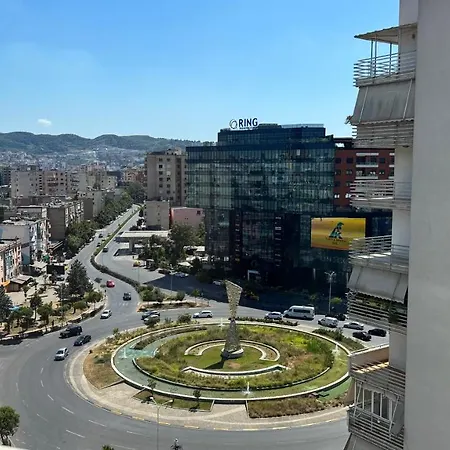 Appartamento Ring Center Spacious 2 Bdr Tirana